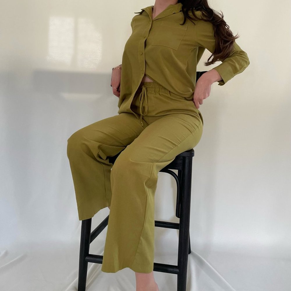 The Aprelle Linen Pant Set - Picture 2 of 4
